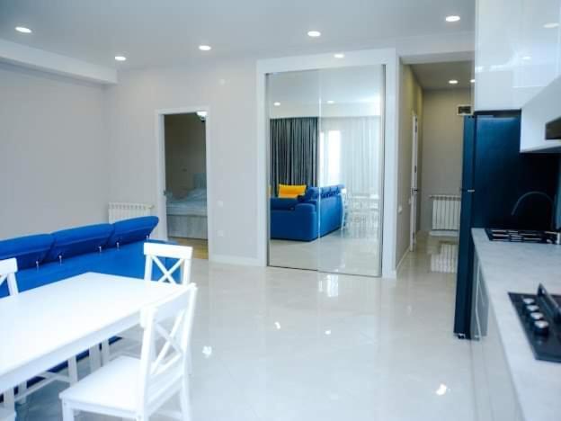 D-S Apartament In 库塔伊西 外观 照片